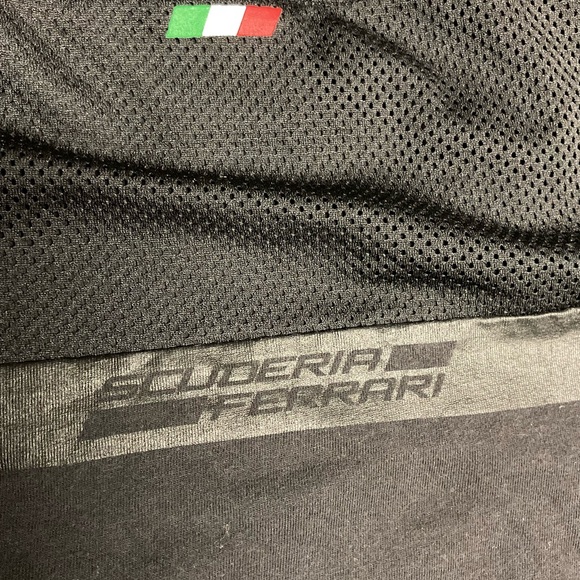 Limited edition Ferrari ladies teeshirt - Picture 2 of 7